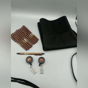 Olive Garden pen, badge holder & apron Set